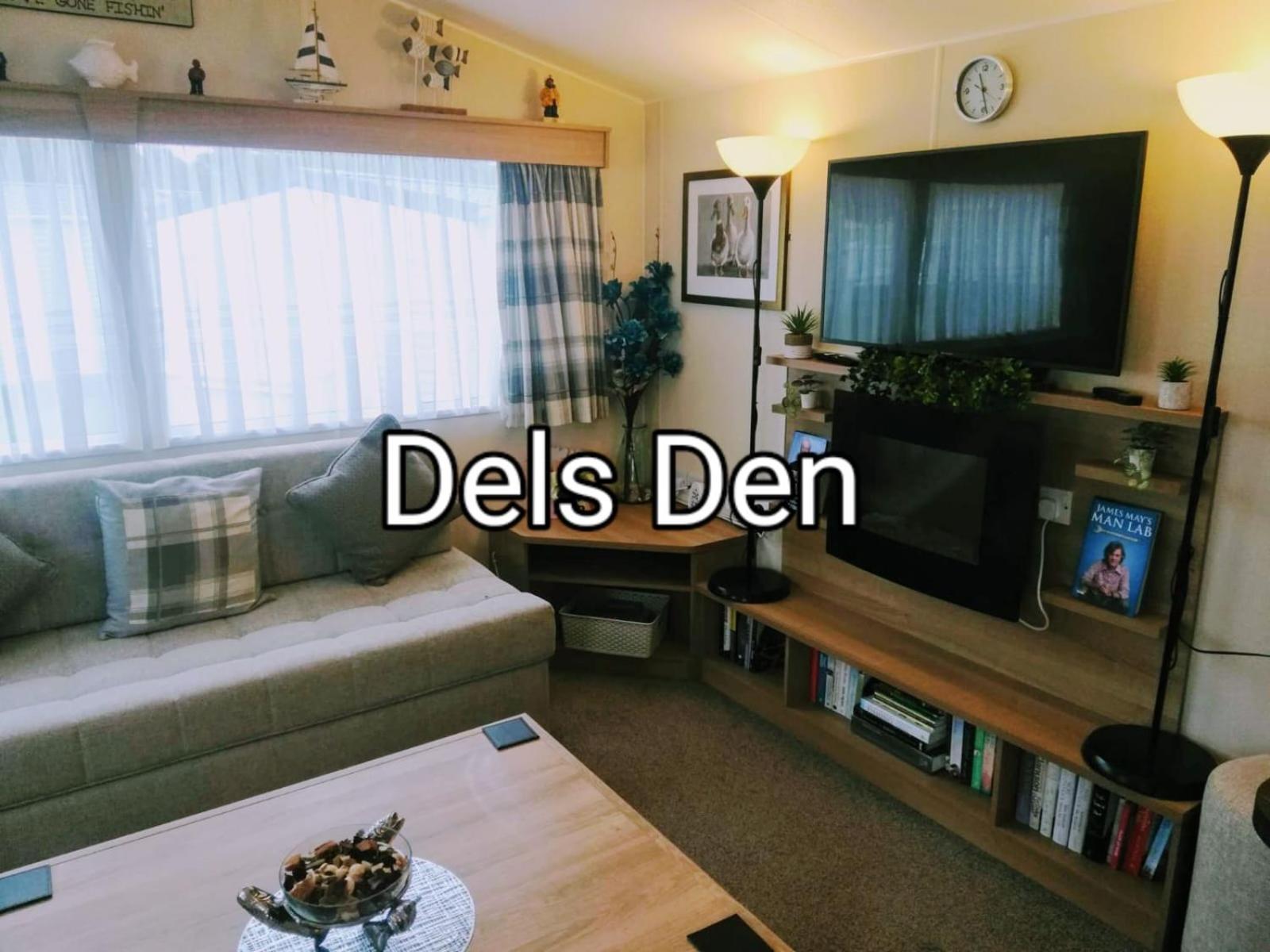 Del'S Den Lakeside Weeley Bridge Exterior photo